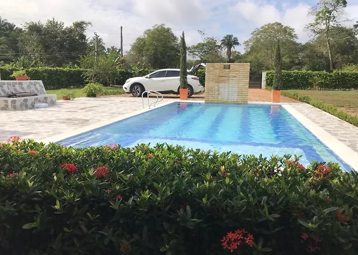 Hermosa Casa De Campo Grande Con Aire Acon,Wifi,Piscina,Billar !Villa Ensueno !