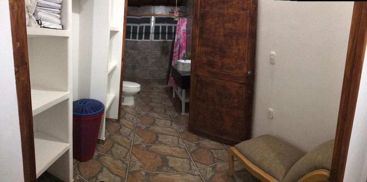 Hermosa Grande Con Aire Acon,wifi,piscina,billar !villa Ensueno ! Carmen de Apicala